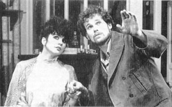 Linda Ronstadt and David Carroll- Caption: Ronstadt and Carroll singing past each other without making contact